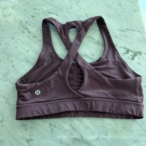 Lululemon sports bra size 8